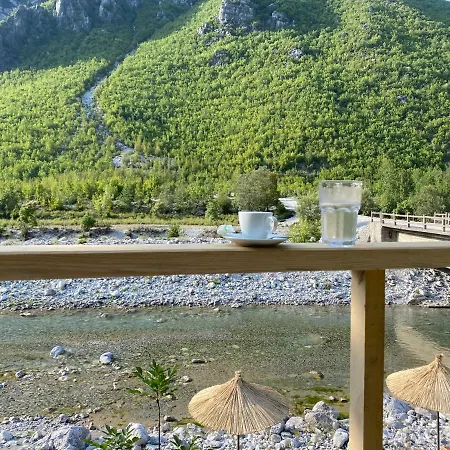 Отель Veni I Gjyshit Nderlysaj