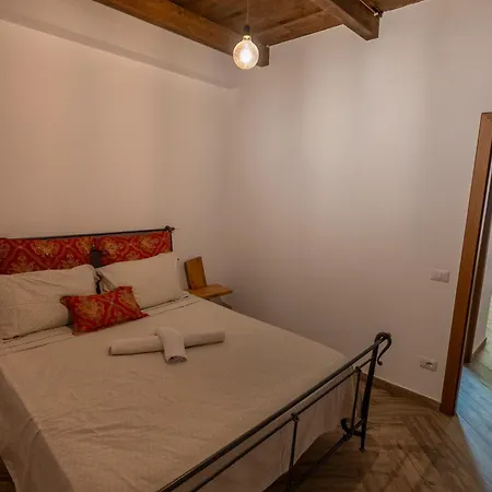 Hotel Veni I Gjyshit