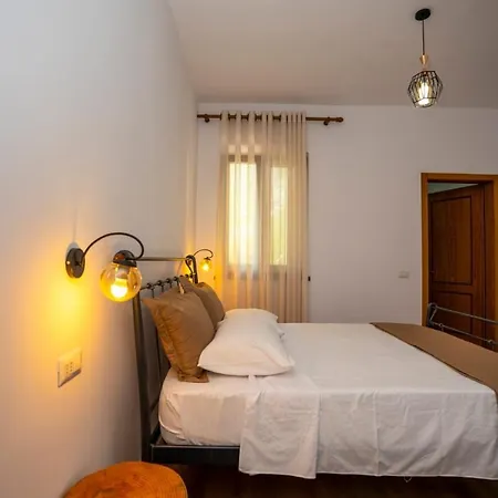 Hotell Veni I Gjyshit *