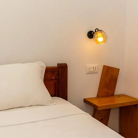 Hotel Veni I Gjyshit Nderlysaj