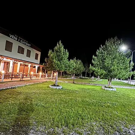 Hotel Véni I Gjyshit *